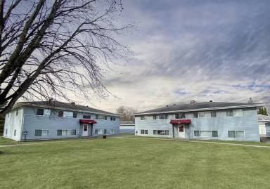 Main picture of 1805 13 1/2 St S