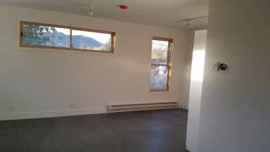 Main picture of 456 S 3rd St