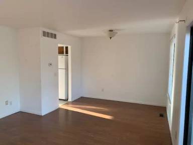Main picture of 5804 Okemos Rd