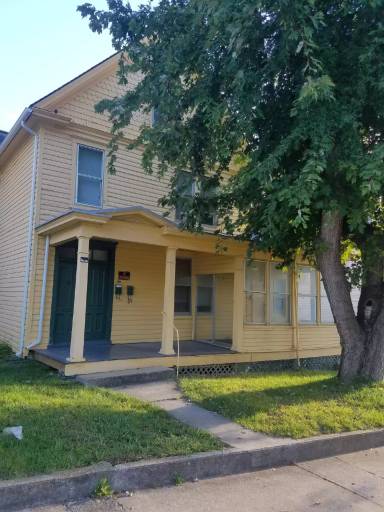 Main picture of 806 W King St