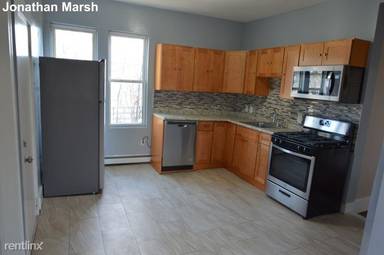 Main picture of 77 Holworthy St
