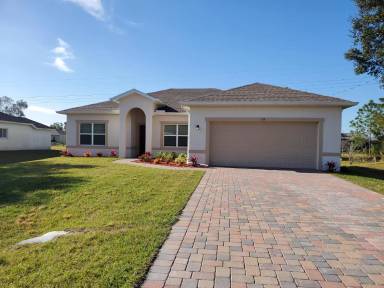 Main picture of 759 Arundel Cir