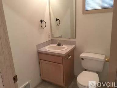 Main picture of 292 NW Clay Ct