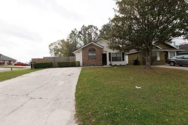 Main picture of 1324 Independence Dr