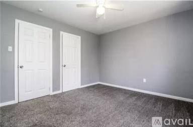 Main picture of 2414 Woodward Ave