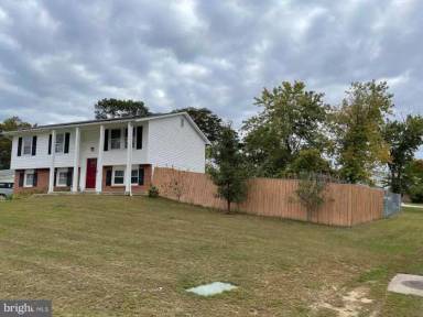 Main picture of 14 Greystone Cir