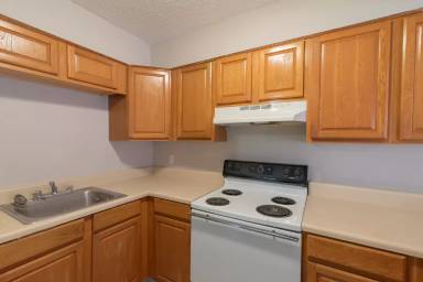 Main picture of Summer Tree Apartments