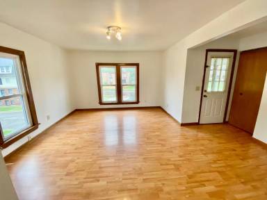 Main picture of 302 N Normal St