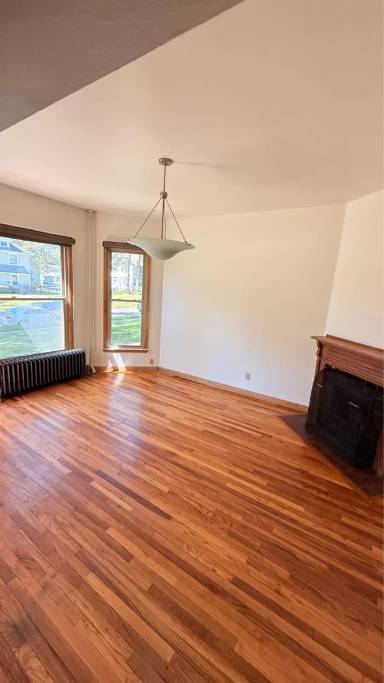 Main picture of 2901 Rutland Ave