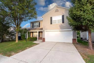 Main picture of 12374 Deerview Dr