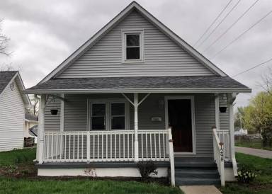 Main picture of 1298 Washington St