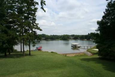 Main picture of 154 Bain Ln