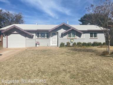 Main picture of 5218 Belton St