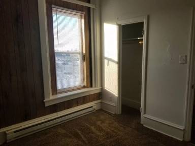 Main picture of 211 S 7th St