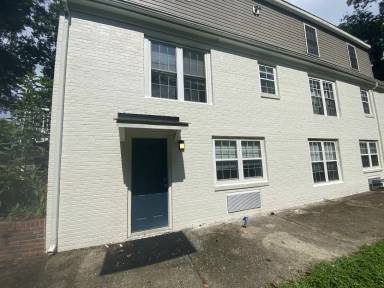 Main picture of 578 Harrop Ln