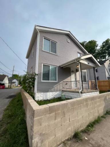 Main picture of 1141 Sullivant Ave