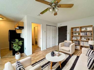 Main picture of 2731 Pillsbury Ave S