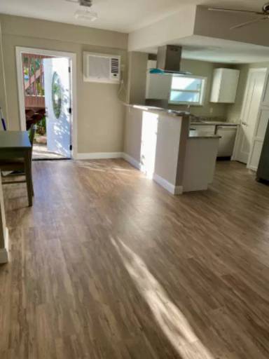 Main picture of 16541 S Oleander Dr