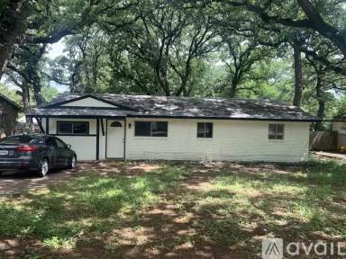 Main picture of 1913 Mimosa Dr