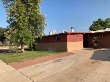 Main picture of 2001 W La Osa Dr