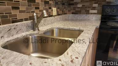 Main picture of 92 Beacon St