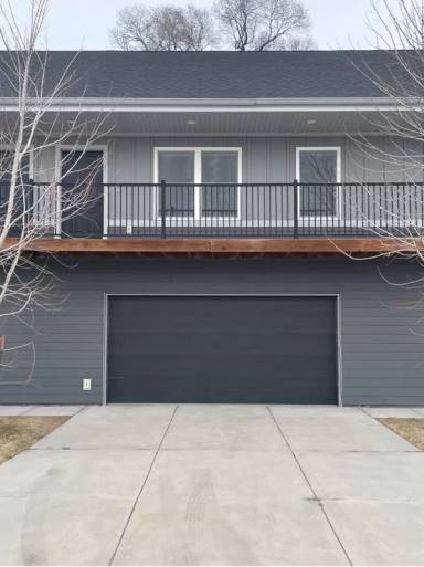 Main picture of 2304 George St