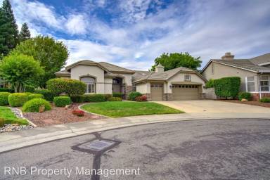Main picture of 424 Heller Ct