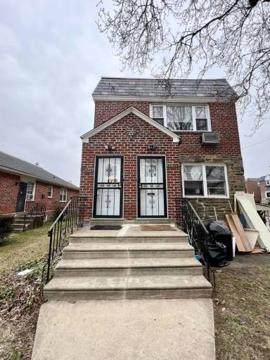 Main picture of 8034 Mansfield Ave