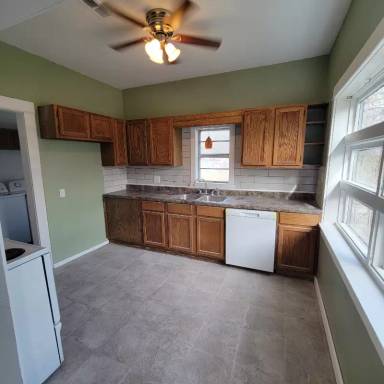 Main picture of 302 S Florida Ave