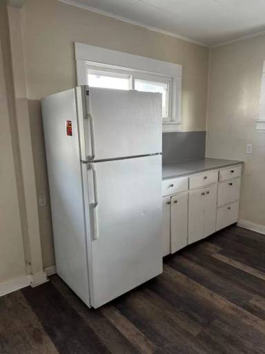 Main picture of 1203 W Yakima Ave