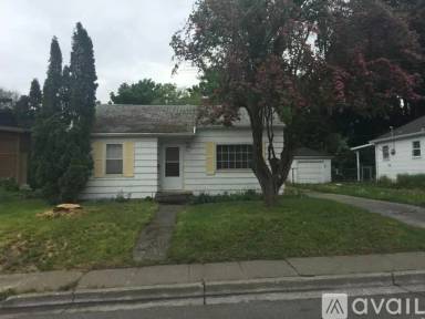 Main picture of 410 SE Hill St