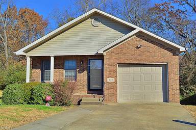 Main picture of 368 Catalpa Cir