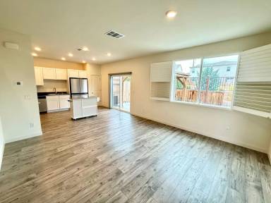 Main picture of 8768 Scenic Sky Dr