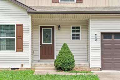 Main picture of 1559 Hazelwood Rd