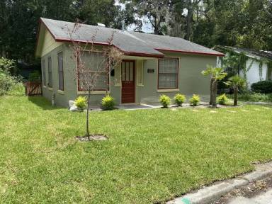 Main picture of 1028 NW 4th Ave