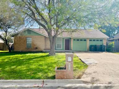Main picture of 1703 Mockingbird Dr