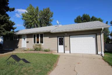 Main picture of 1609 6th St SW
