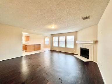 Main picture of 9925 George Washington Dr