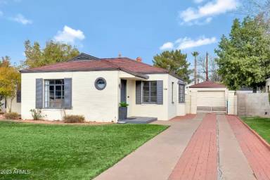 Main picture of 516 W Lewis Ave