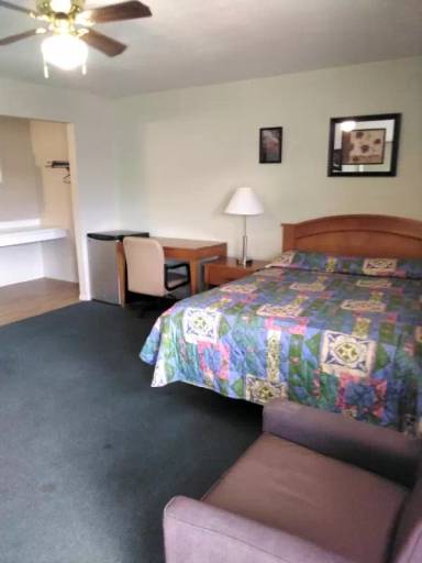Main picture of 715 Walsen Ave