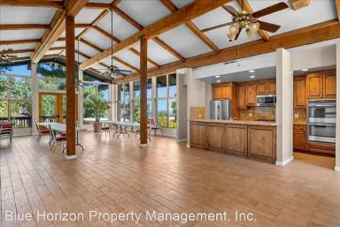 Main picture of 396 S Miraleste Dr