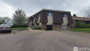 Main picture of 1942 Pecan St