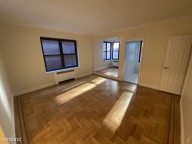 Main picture of 124 E 24th St