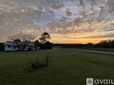 Main picture of 6467 Prairie Valley Rd