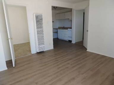Main picture of 210 Circle Dr