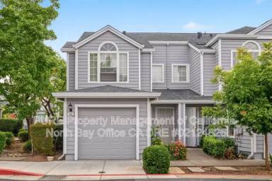 Main picture of 520 Laurel Grove Cir