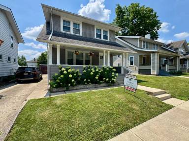 Main picture of 1323 W 3rd Ave
