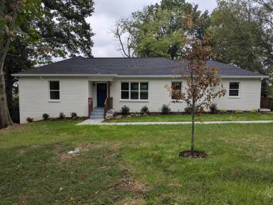 Main picture of 3423 McGavock Pike