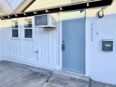 Main picture of 1002 Gregg St