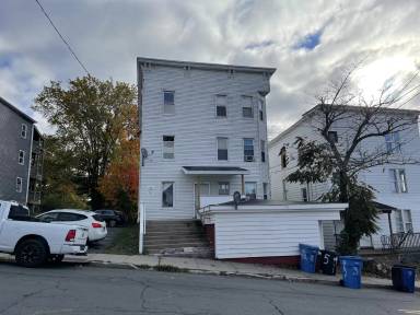 Main picture of 134 Hill St